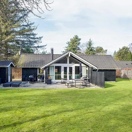 6 Person In Højby